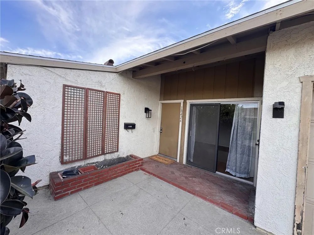 18426 Santar Rowland Heights, CA 91748