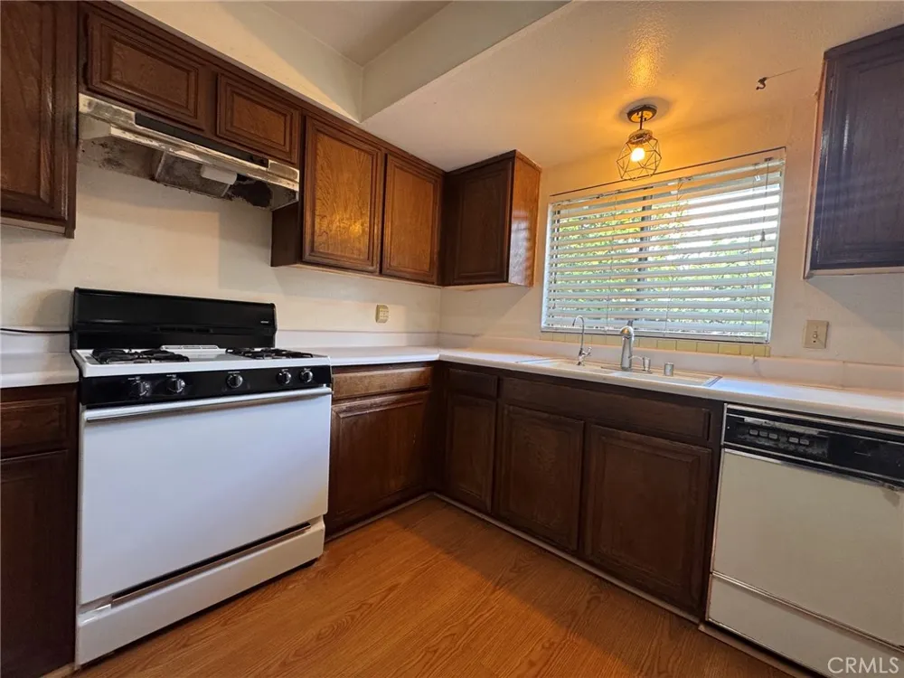 18426 Santar Rowland Heights, CA 91748