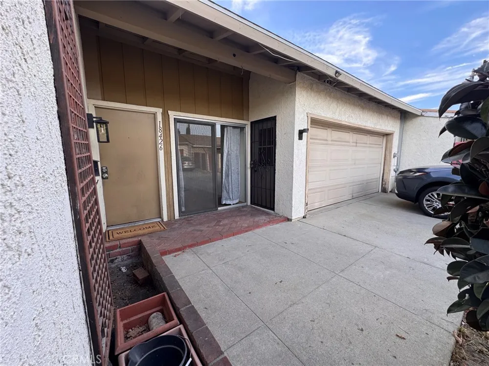 18426 Santar Rowland Heights, CA 91748