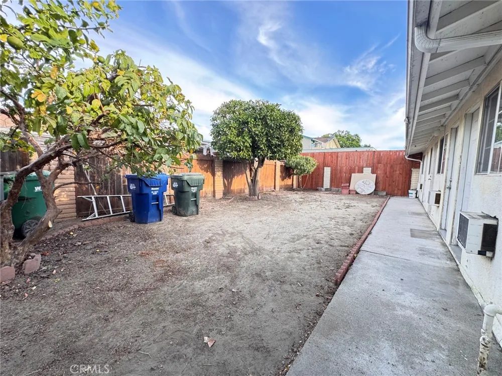 18426 Santar Rowland Heights, CA 91748