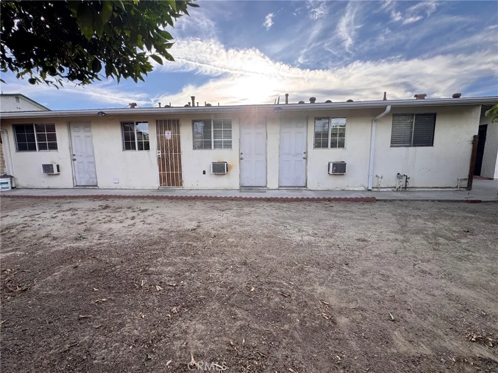 18426 Santar Rowland Heights, CA 91748