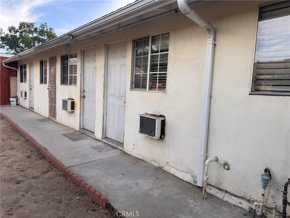 18426 Santar Rowland Heights, CA 91748