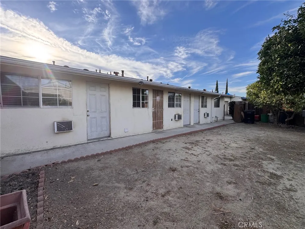 18426 Santar Rowland Heights, CA 91748