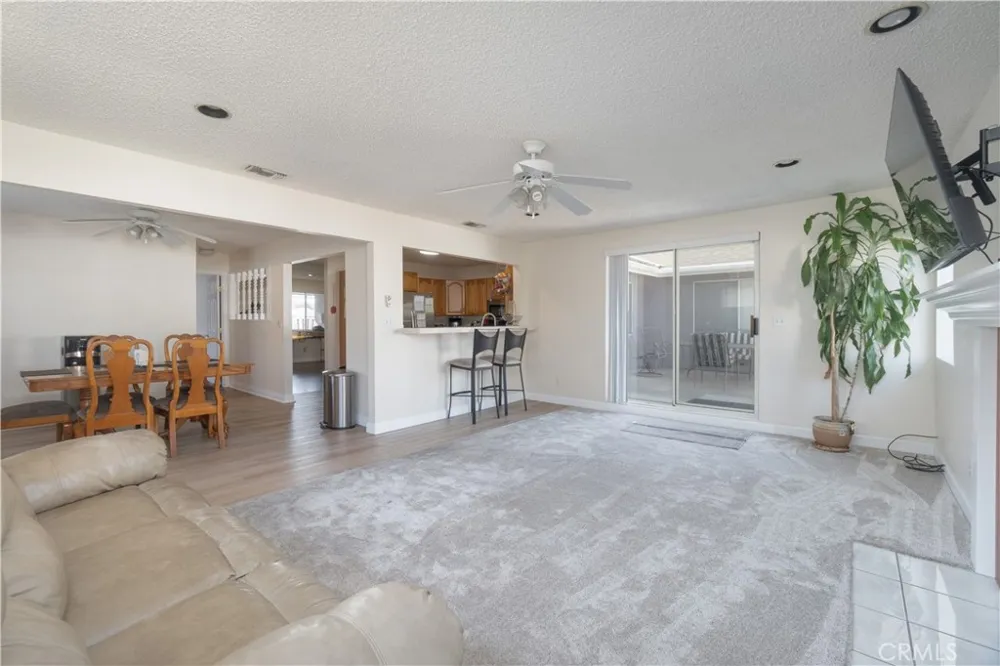 324 Vincent Avenue West Covina, CA 91790