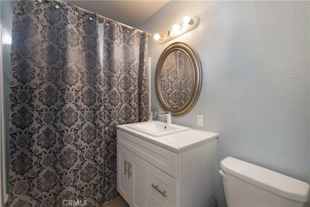 324 Vincent Avenue West Covina, CA 91790