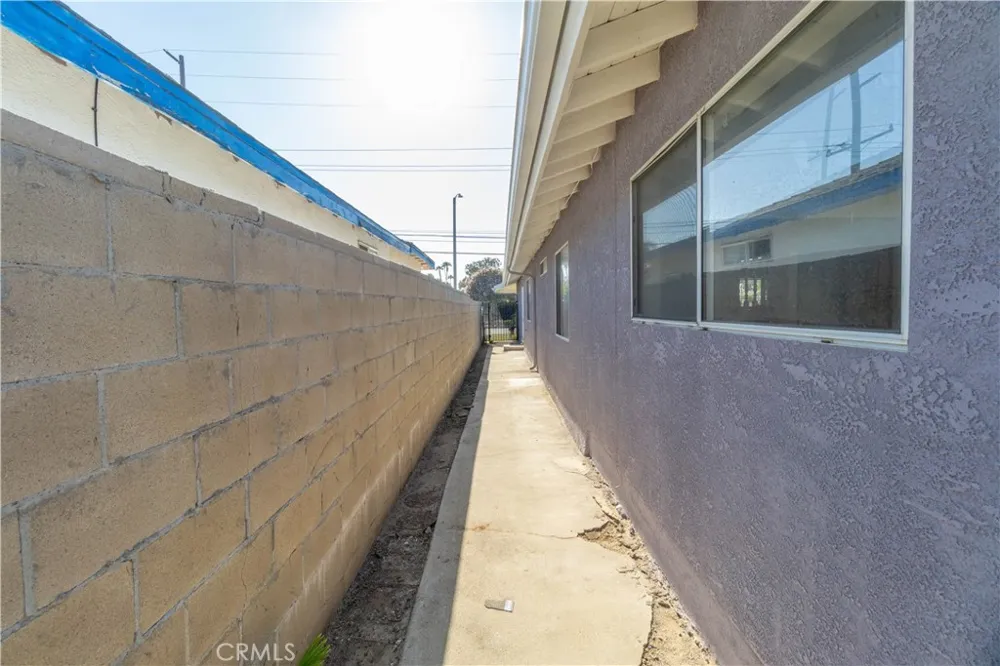324 Vincent Avenue West Covina, CA 91790