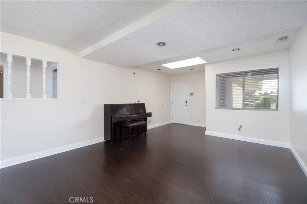 324 Vincent Avenue West Covina, CA 91790