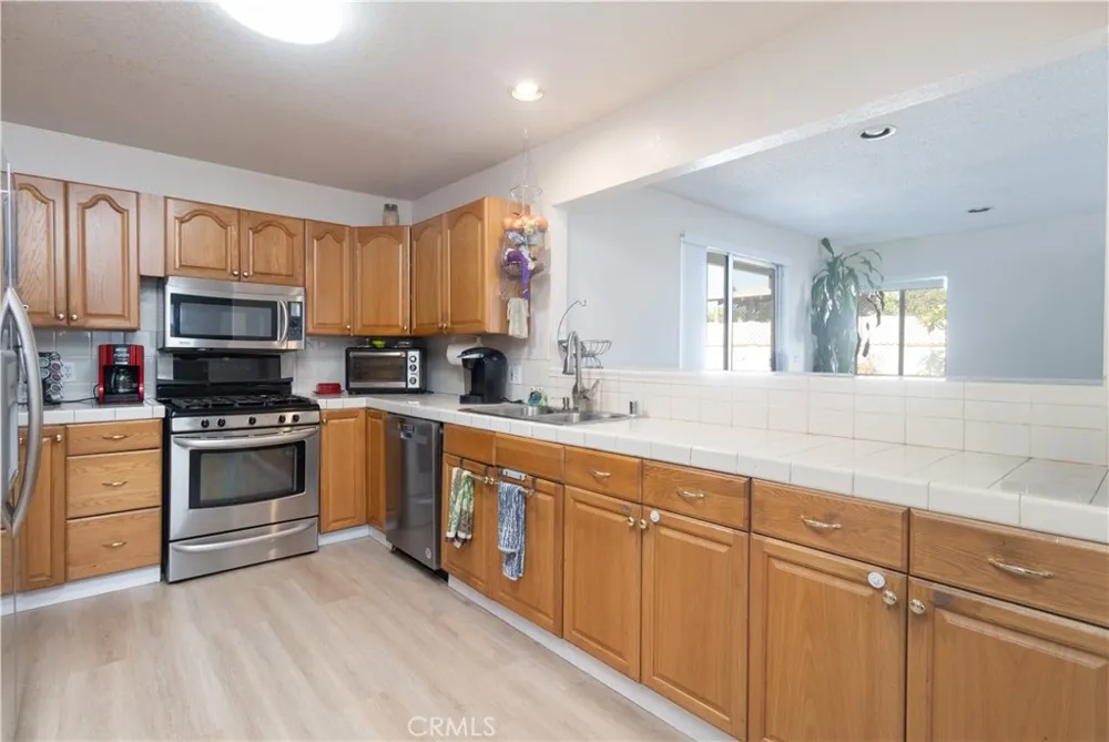 324 Vincent Avenue West Covina, CA 91790