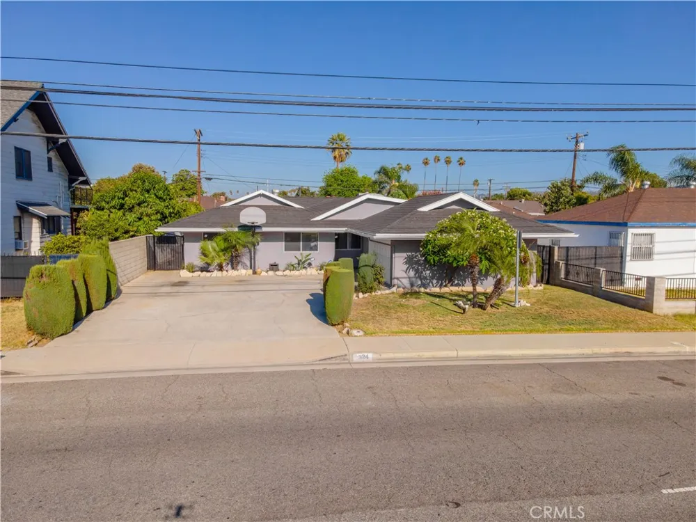 324 Vincent Avenue West Covina, CA 91790