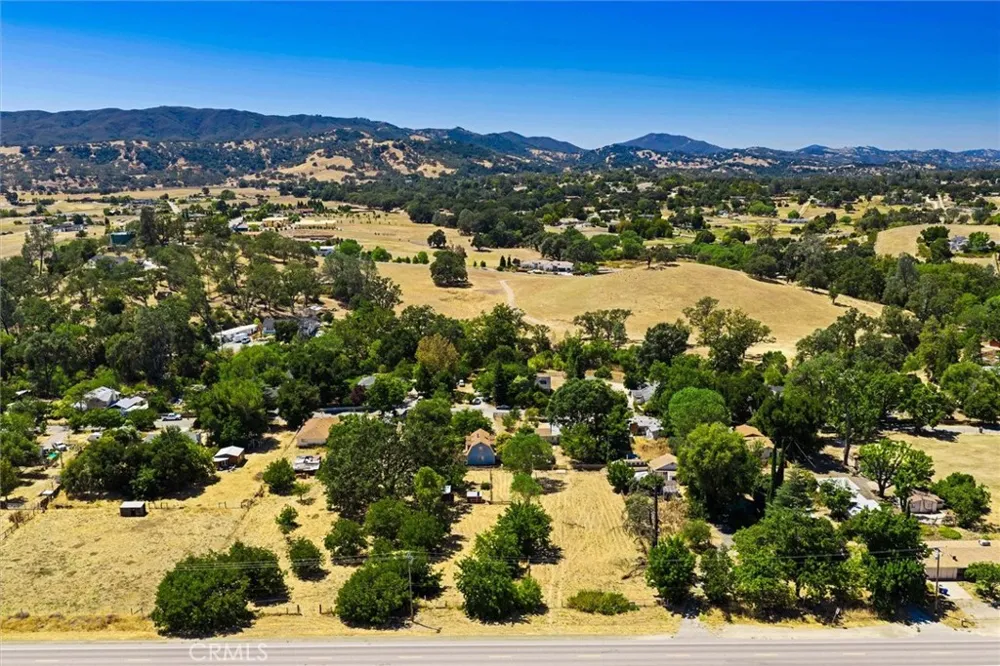 16255 Walnut Atascadero, CA 93422