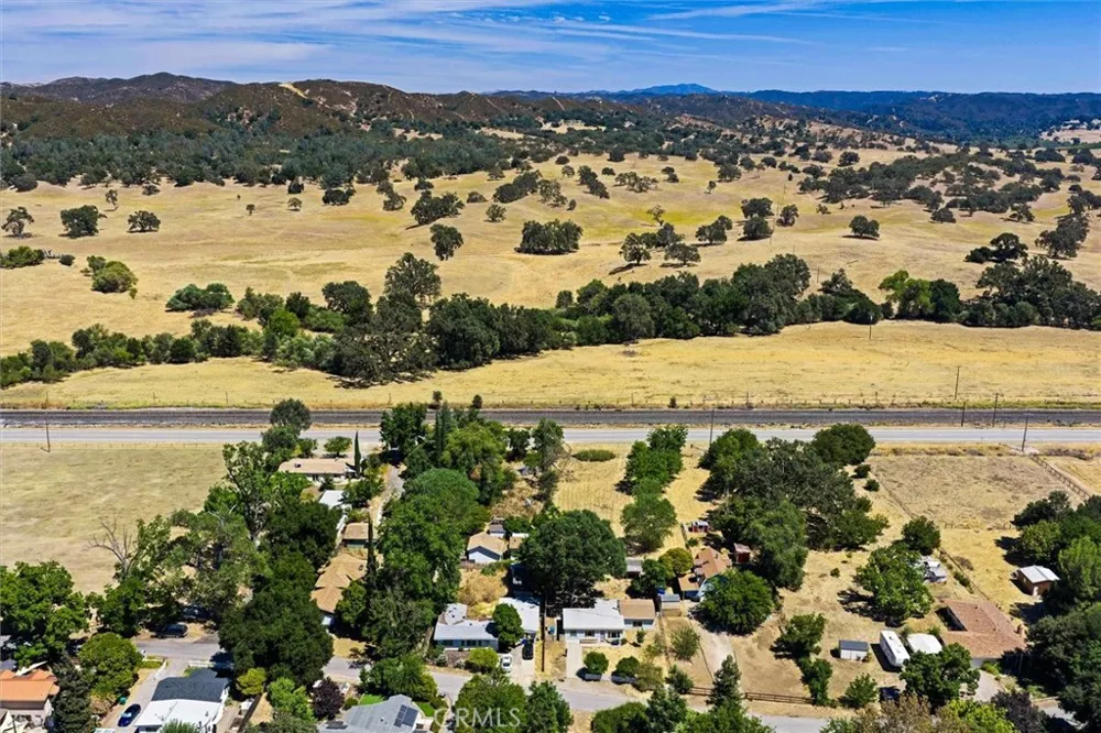 16255 Walnut Atascadero, CA 93422