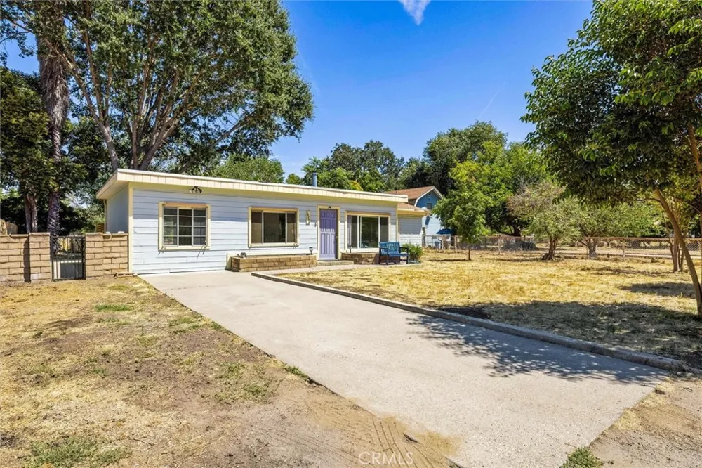 16255 Walnut Atascadero, CA 93422