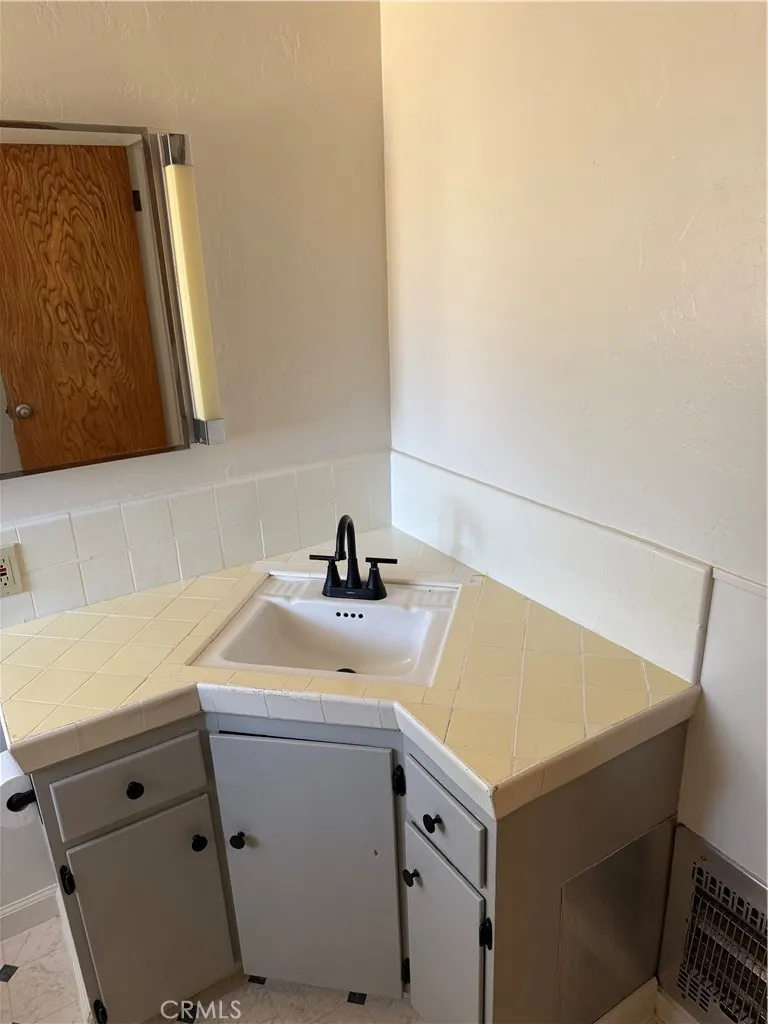 2537 Oro Quincy Highway Oroville, CA 95966
