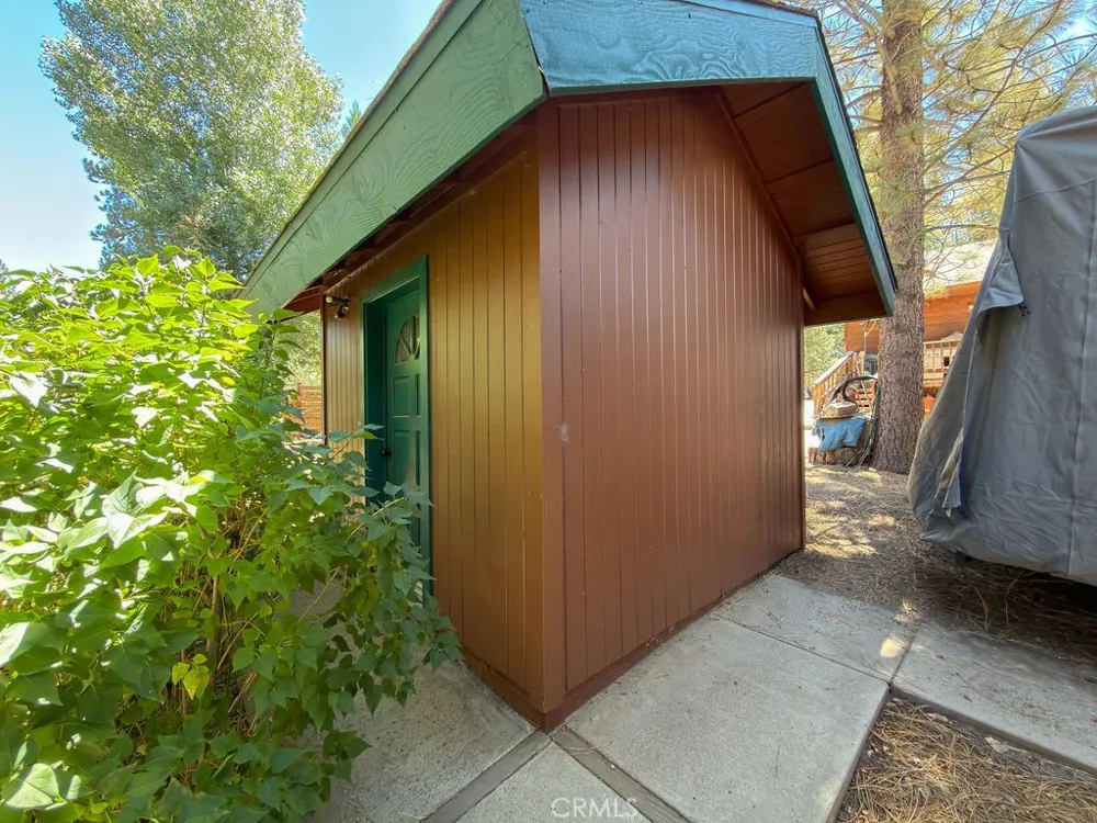 2312 Birchwood Pine Mountain Club, CA 93222