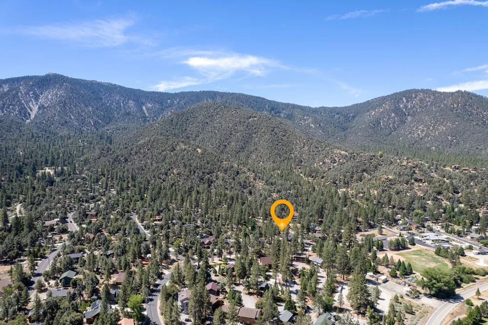 2312 Birchwood Pine Mountain Club, CA 93222