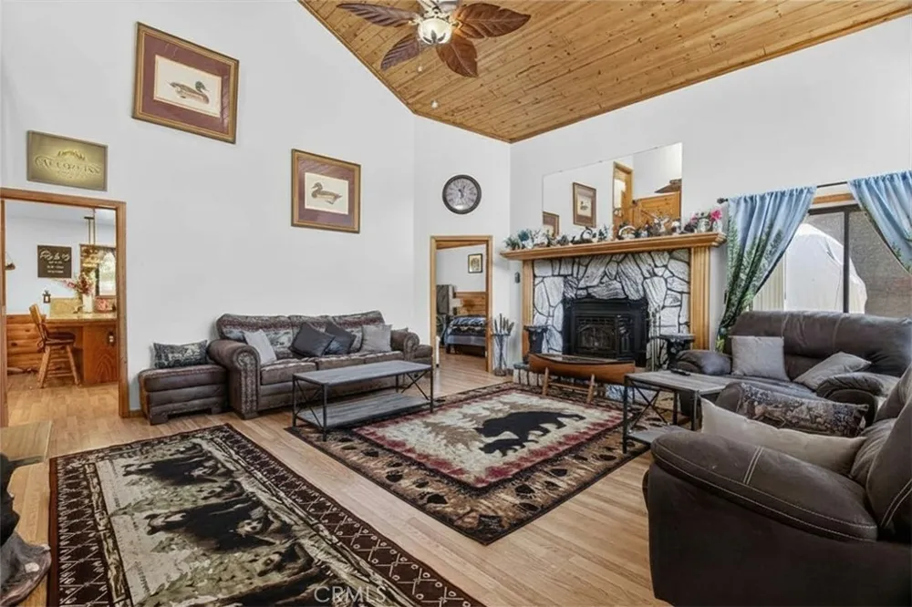 2312 Birchwood Pine Mountain Club, CA 93222