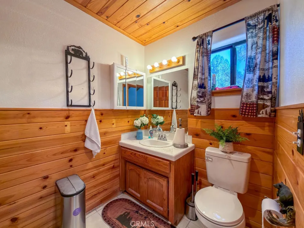 2312 Birchwood Pine Mountain Club, CA 93222