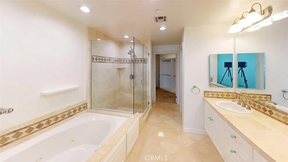 1000 E Ocean Boulevard #416 Long Beach, CA 90802