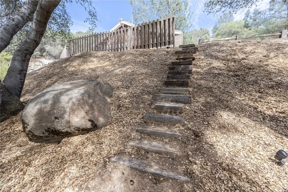 44041 Trabuco Coarsegold, CA 93614