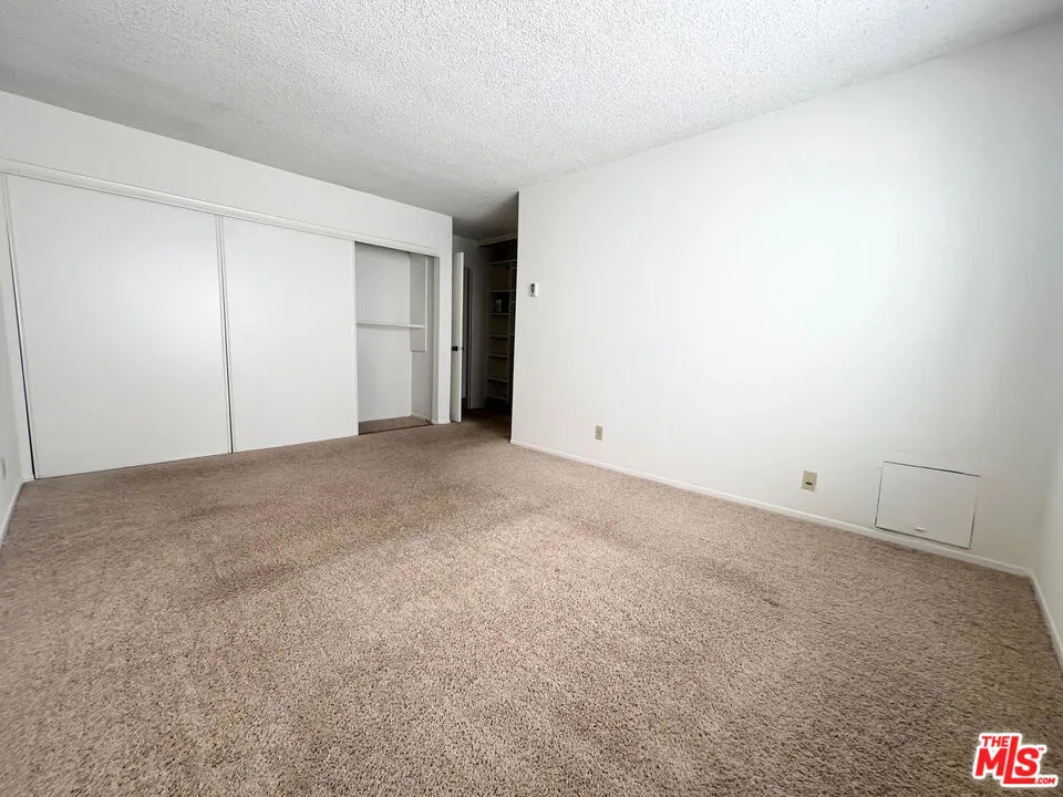 11743 DARLINGTON AVENUE #9 Los Angeles, CA 90049