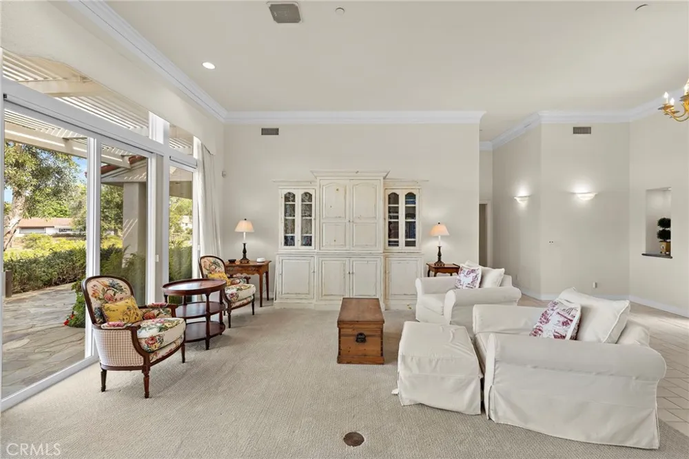 647 tumble creek Lane Fallbrook, CA 92028