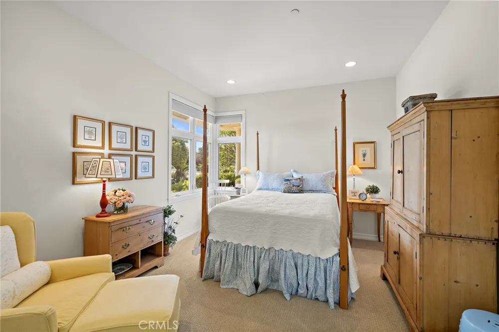647 tumble creek Lane Fallbrook, CA 92028
