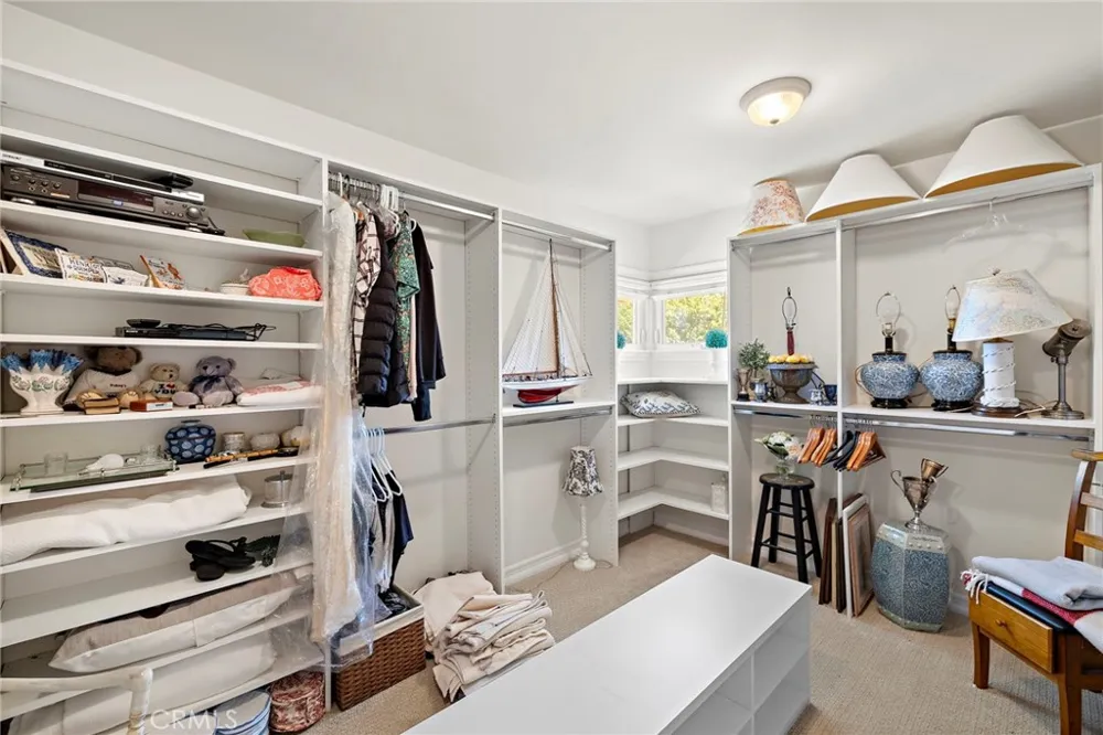 647 tumble creek Lane Fallbrook, CA 92028