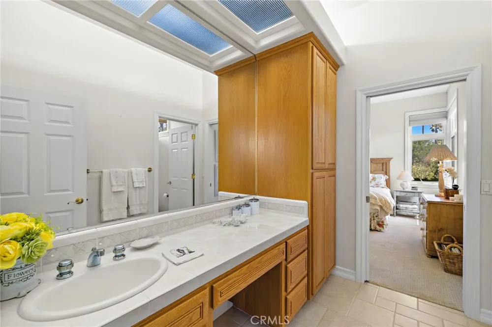 647 tumble creek Lane Fallbrook, CA 92028