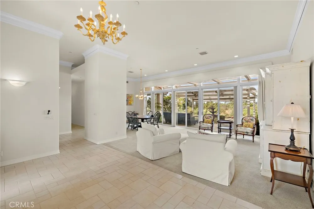 647 tumble creek Lane Fallbrook, CA 92028