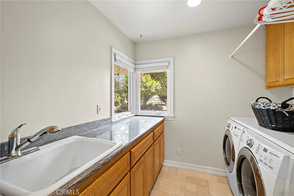 647 tumble creek Lane Fallbrook, CA 92028