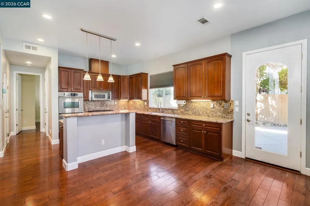 1206 Sierra Trail Rd Oakley, CA 94561