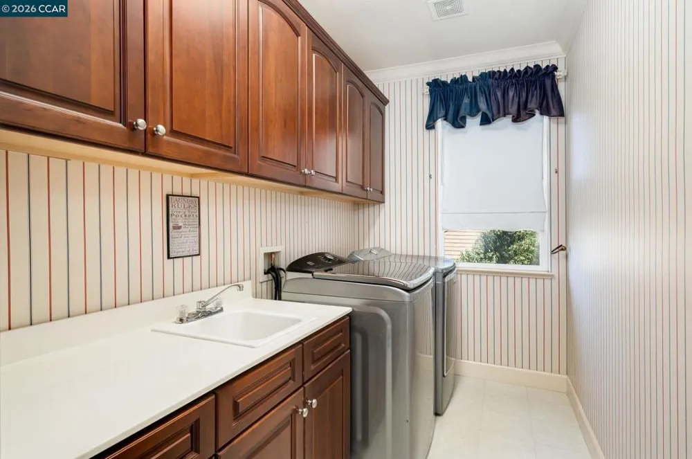1206 Sierra Trail Rd Oakley, CA 94561