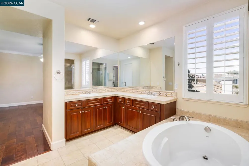 1206 Sierra Trail Rd Oakley, CA 94561
