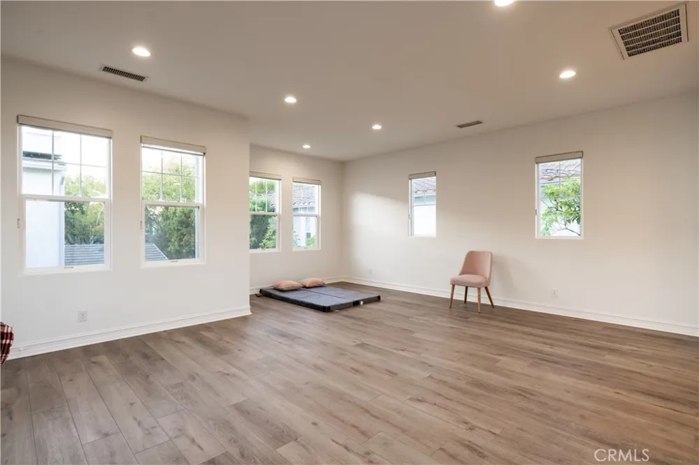 26 Peppertree Newport Beach, CA 92660