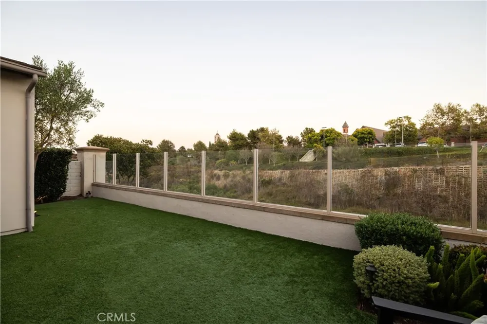 26 Peppertree Newport Beach, CA 92660