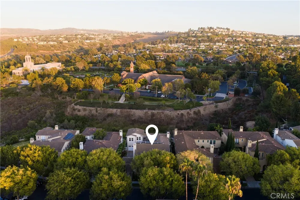 26 Peppertree Newport Beach, CA 92660