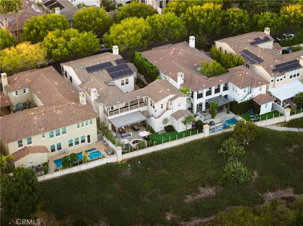 26 Peppertree Newport Beach, CA 92660