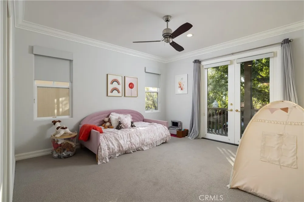 26 Peppertree Newport Beach, CA 92660