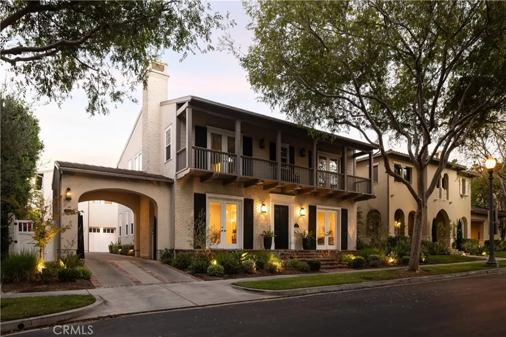 26 Peppertree Newport Beach, CA 92660