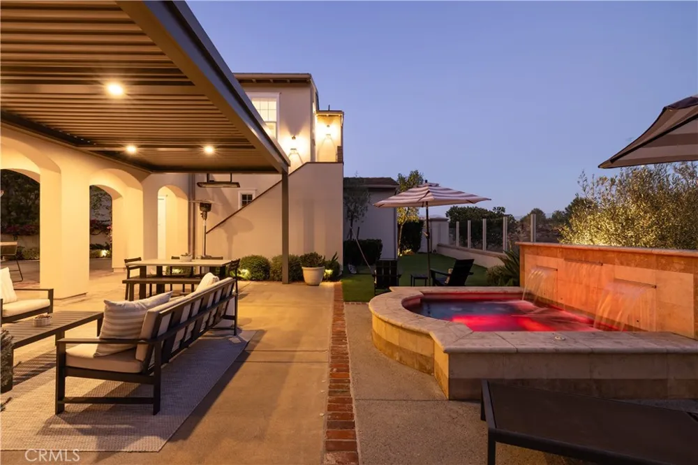 26 Peppertree Newport Beach, CA 92660