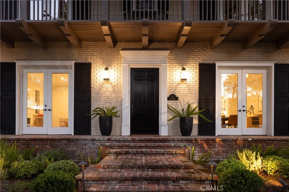 26 Peppertree Newport Beach, CA 92660
