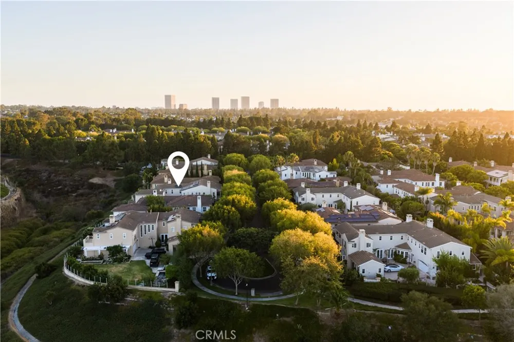 26 Peppertree Newport Beach, CA 92660