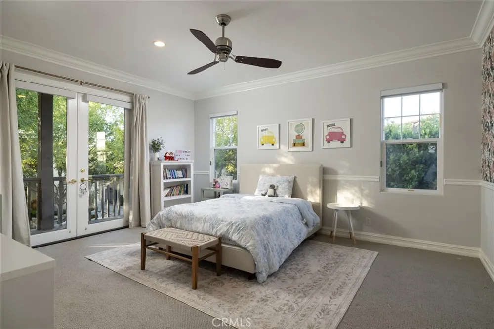 26 Peppertree Newport Beach, CA 92660