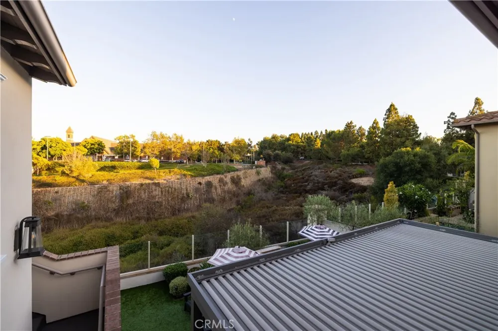 26 Peppertree Newport Beach, CA 92660