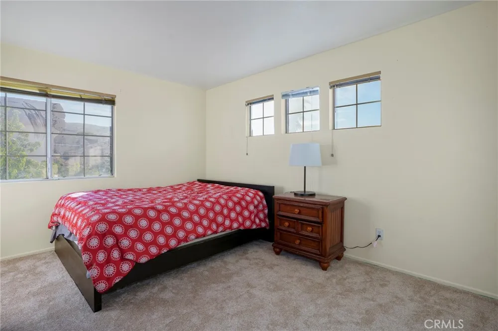 3410 Genoa Place Palmdale, CA 93551
