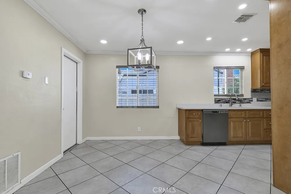1108 E Lancaster Lancaster, CA 93535