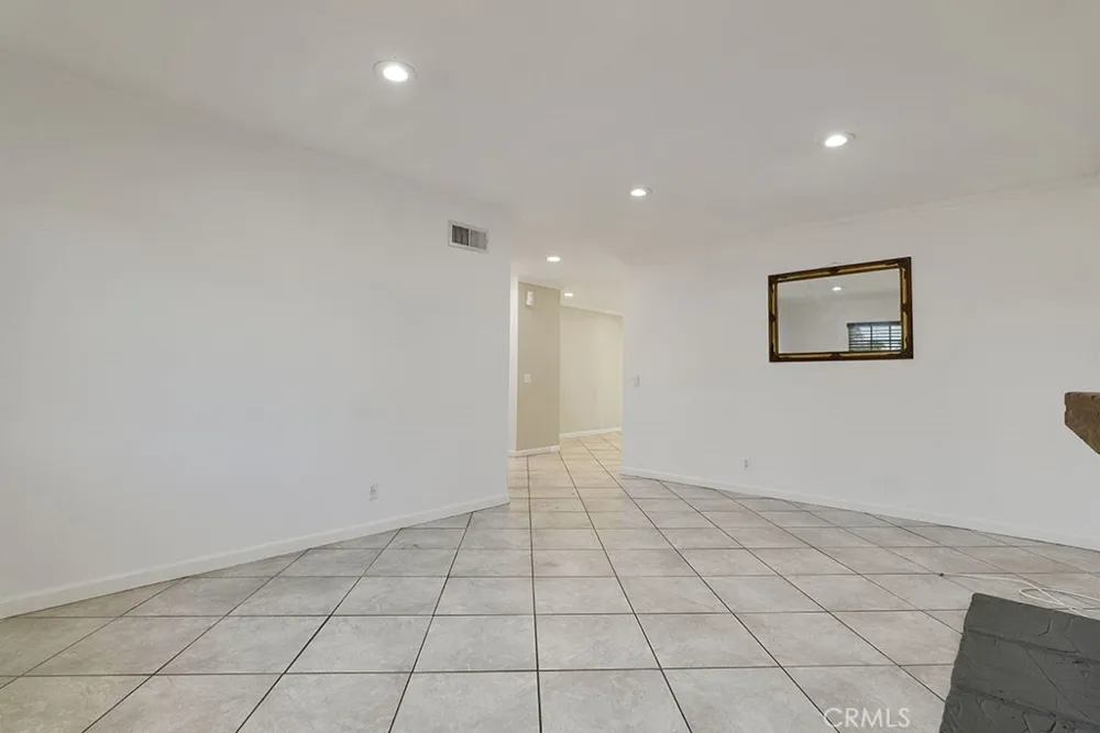 1108 E Lancaster Lancaster, CA 93535