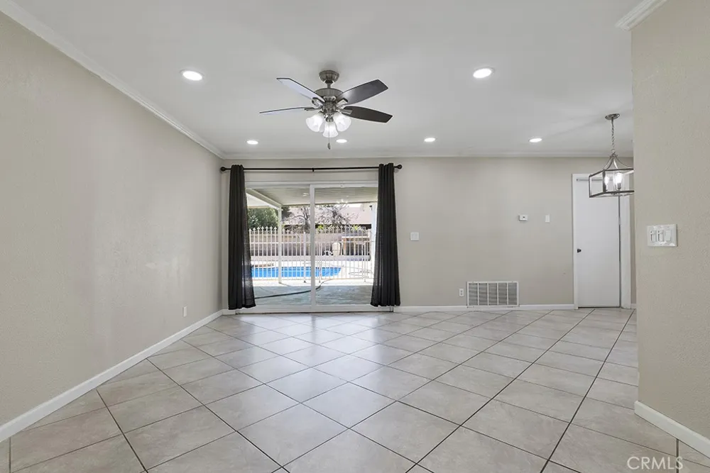 1108 E Lancaster Lancaster, CA 93535