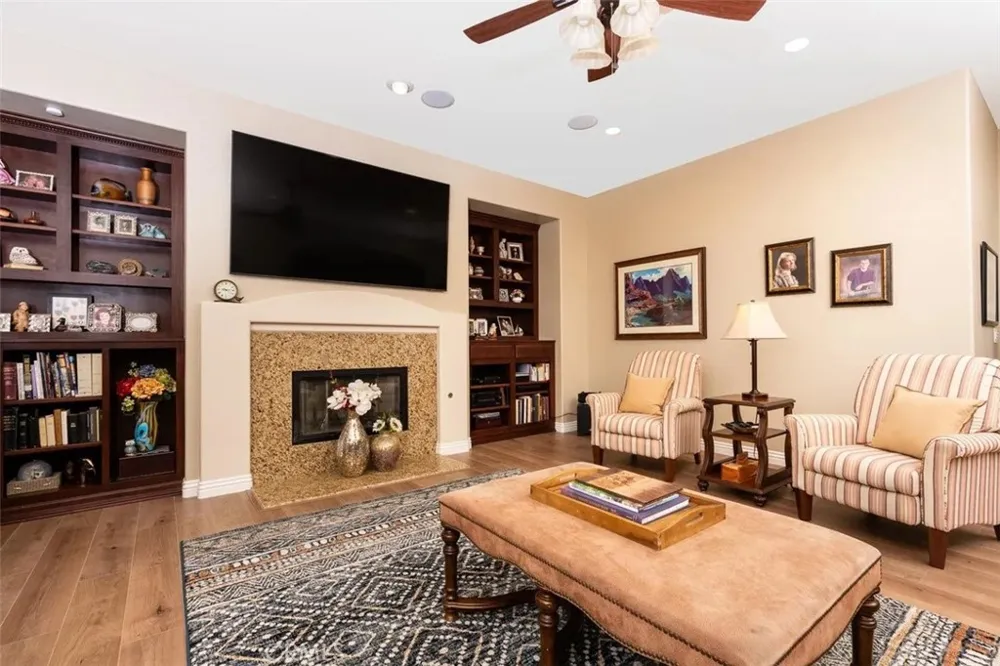 9430 W Lilac Escondido, CA 92026