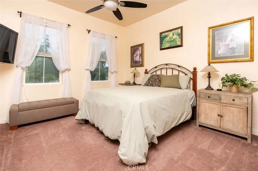 9430 W Lilac Escondido, CA 92026